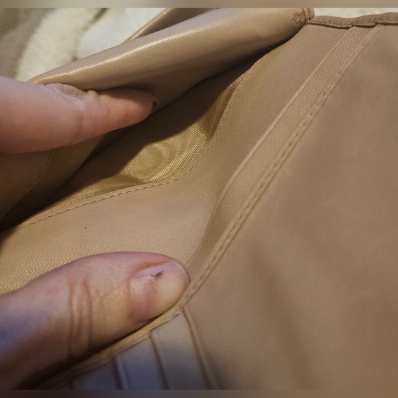 Miu Miu Compact wallet - Picture 2 of 13